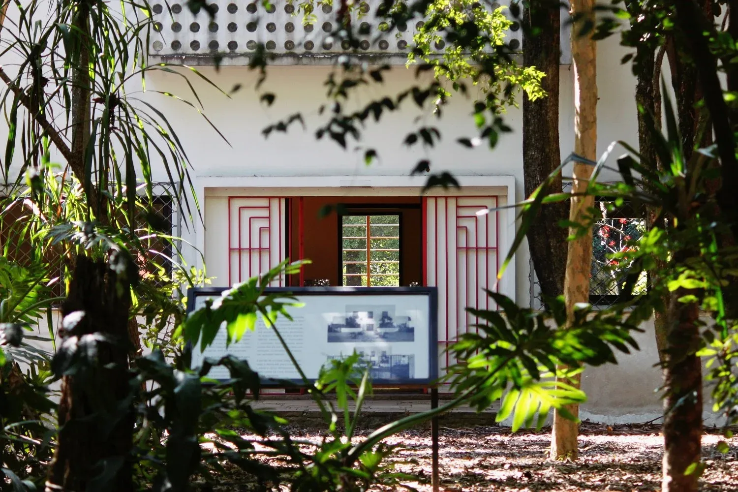 A curiosa história da Casa Modernista da Vila Mariana